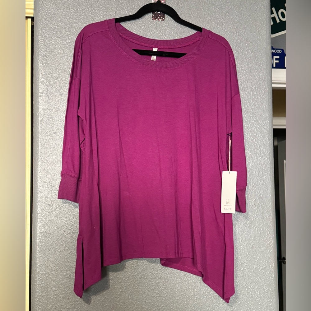 LuLaRoe Cozy Kate Women’s Shirt Size Medium